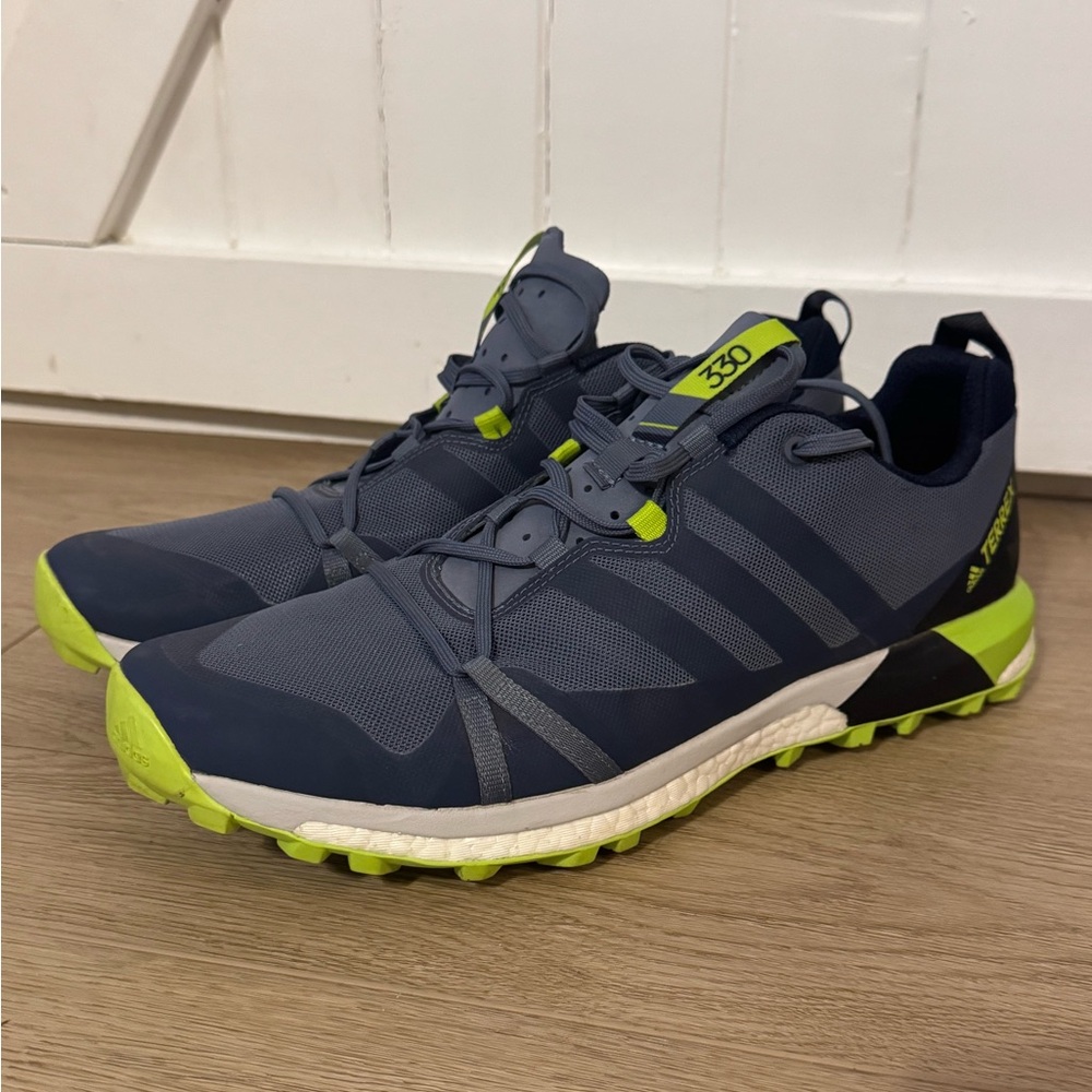 Adidas Men's Terrex 330 Navy and Lime Trail Running Shoes